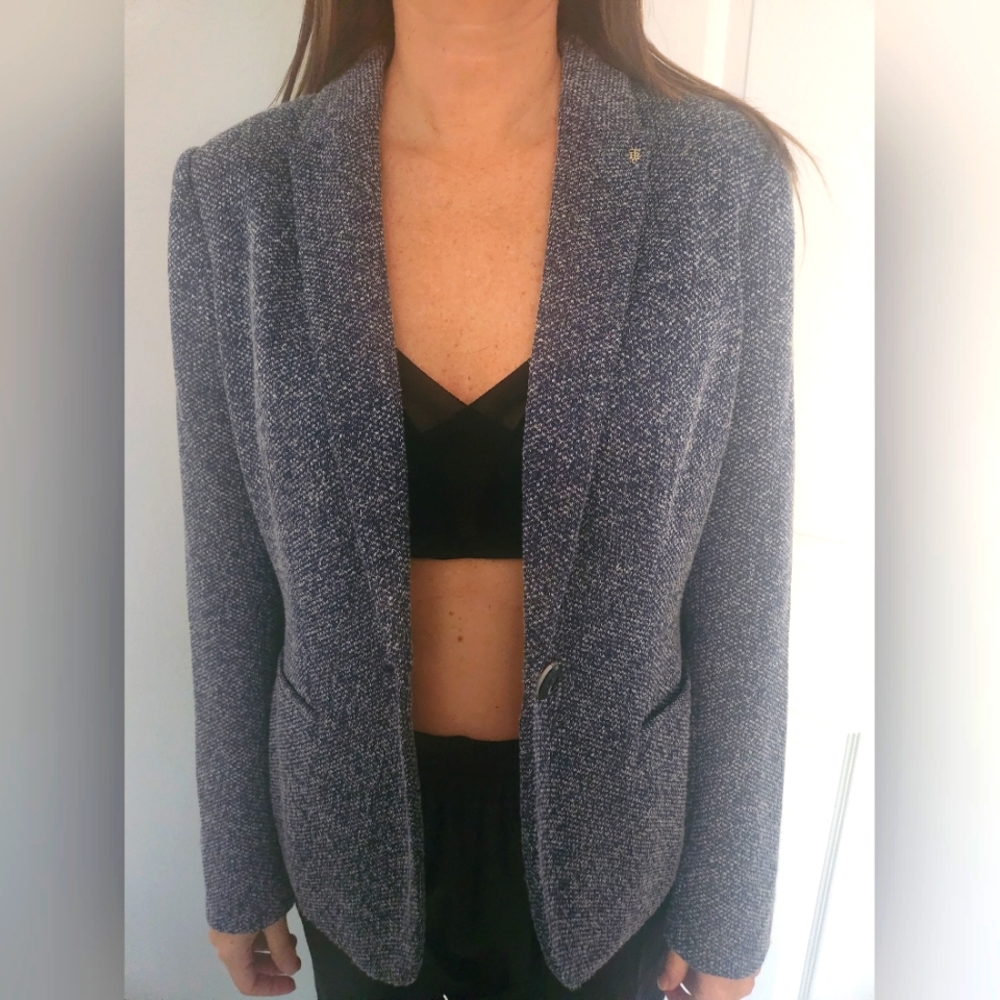 Tommy Hilfiger blue blazer